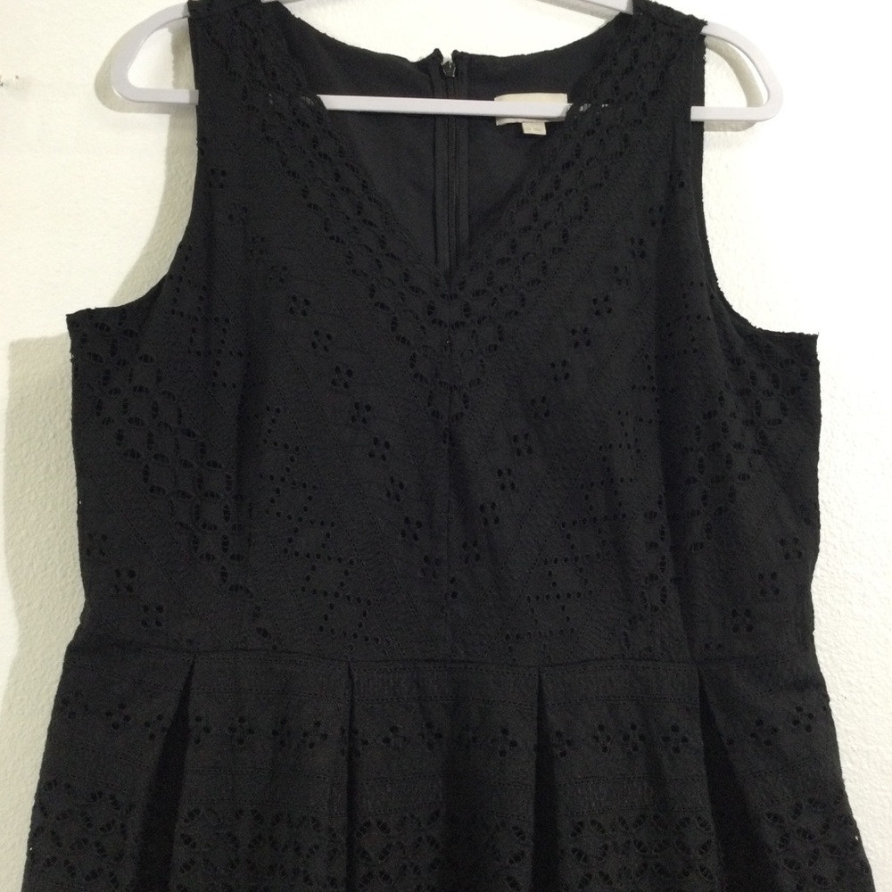 Loft Dress - Picture 2 of 10